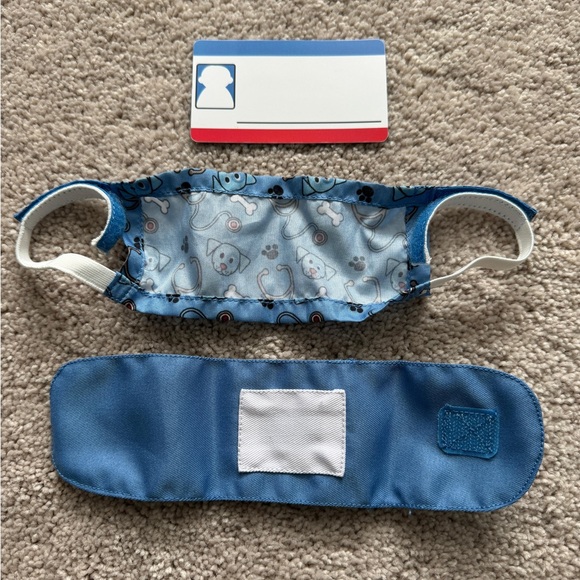 Melissa & Doug Veterinarian Role Play Halloween Costume Set - Picture 5 of 9